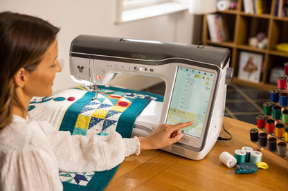 Brother Innov-Is Stellaire XJ2 Disney